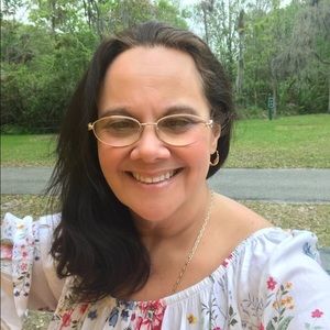 Meet your Posher, Melanie